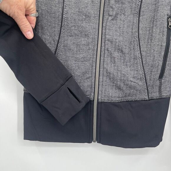 Lululemon Gray Black Herring Bone Mock Neck Zip-Up Track Jacket Size 8 - Picture 2 of 6